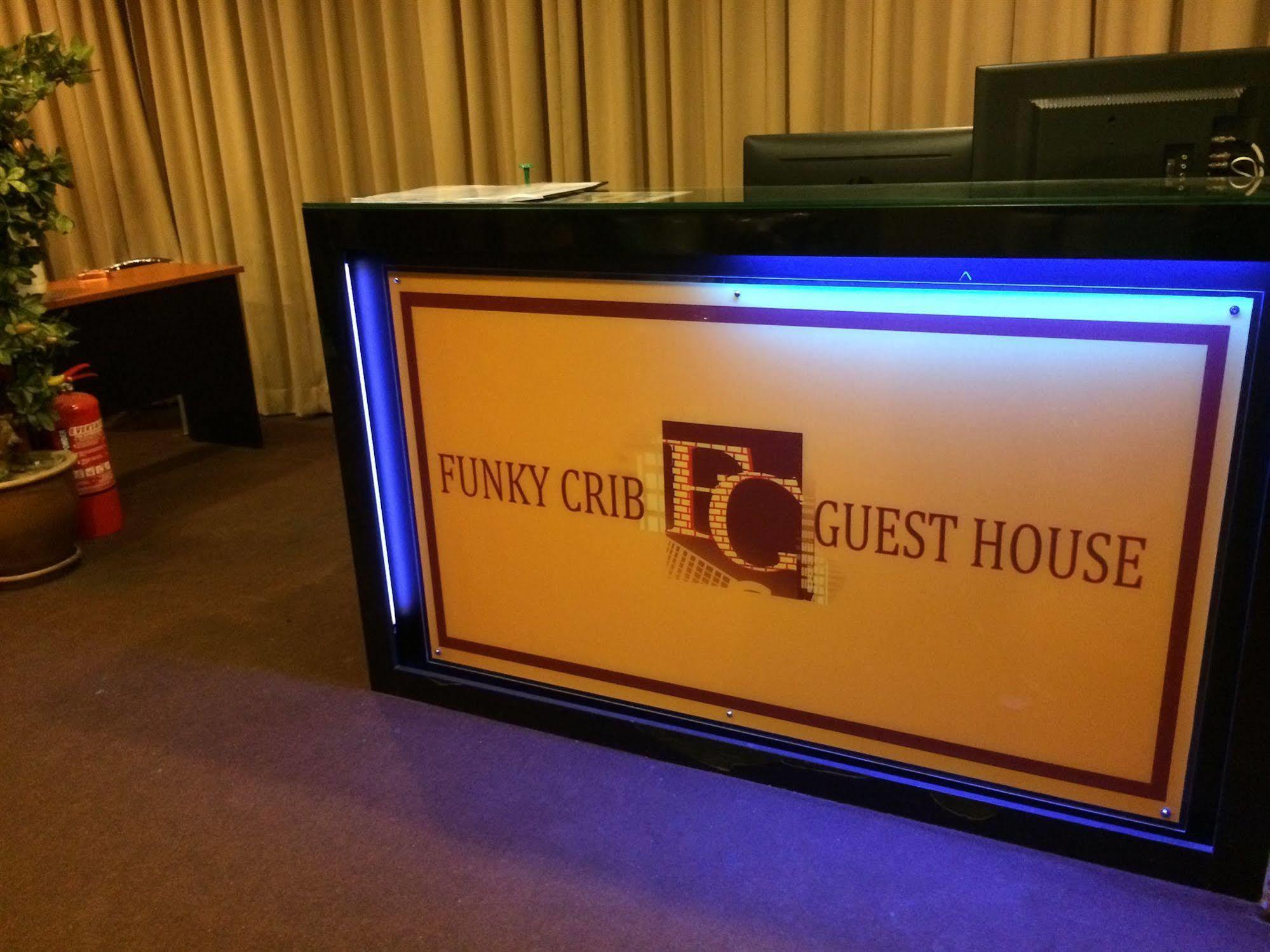 Funky Crib Hotel Kuala Lumpur Bagian luar foto